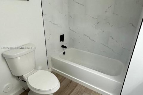 Купить кондоминиум в Мирамар, Флорида 2 спальни, 91.32м2, № 2033108 - фото 11