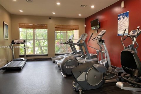 Купить кондоминиум в Мирамар, Флорида 2 спальни, 91.32м2, № 2033108 - фото 28