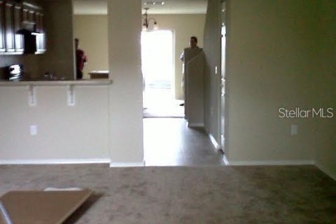 Adosado en venta en Kissimmee, Florida, 2 dormitorios, 121.14 m2 № 2106339 - foto 4