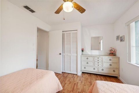 Condominio en venta en Weeki Wachee, Florida, 2 dormitorios, 102.56 m2 № 1544243 - foto 15