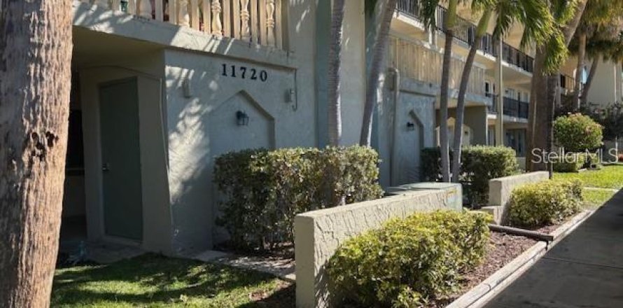 Condominio en Seminole, Florida, 2 dormitorios  № 1881276