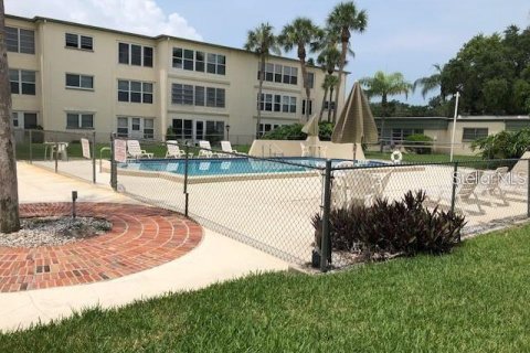 Condominio en venta en Seminole, Florida, 2 dormitorios, 81.2 m2 № 1881276 - foto 15