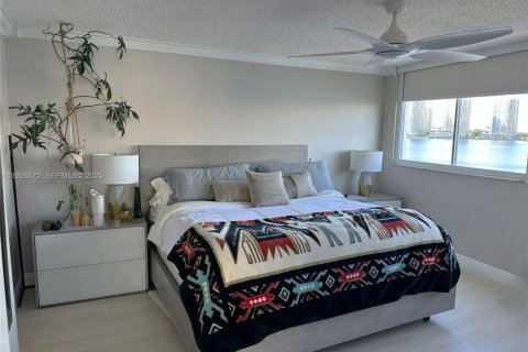 Купить кондоминиум в Санни-Айлс-Бич, Флорида 2 спальни, 102.19м2, № 1986155 - фото 8