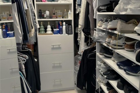 Купить кондоминиум в Санни-Айлс-Бич, Флорида 2 спальни, 102.19м2, № 1986155 - фото 10