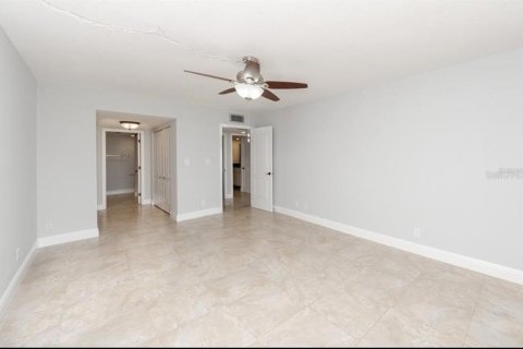 Condominio en alquiler en Clearwater, Florida, 2 dormitorios, 120.59 m2 № 1570879 - foto 18