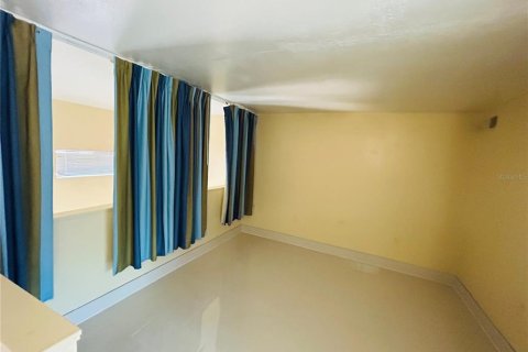 Condo in Orlando, Florida, 1 bedroom  № 1882740 - photo 8