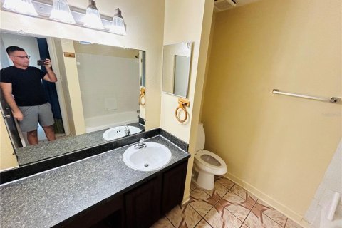 Condo in Orlando, Florida, 1 bedroom  № 1882740 - photo 10