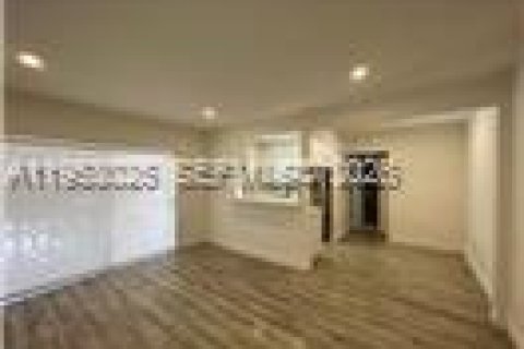 Кондоминиум с 1 спальней в Майами-Бич, Флорида № 2008739