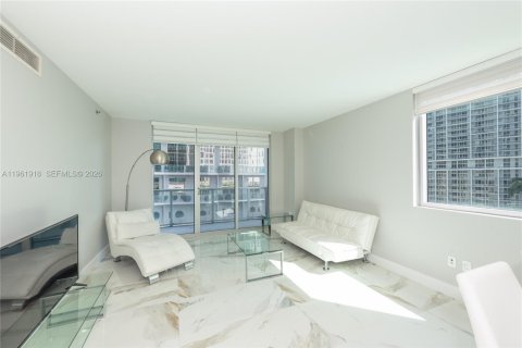 Condo in Miami, Florida, 2 bedrooms  № 2053064 - photo 5