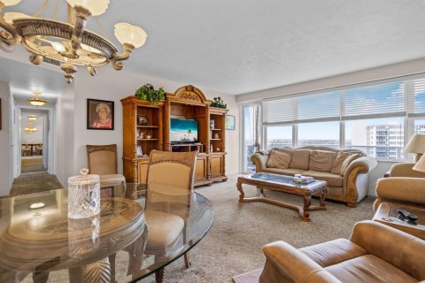 Copropriété à vendre à Fort Lauderdale, Floride: 2 chambres, 104.05 m2 № 2191487 - photo 14