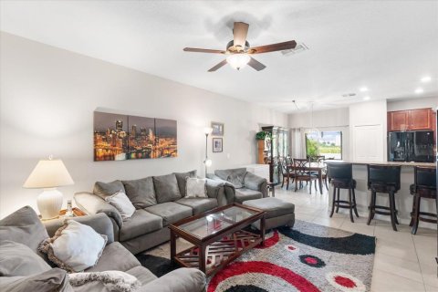 Adosado en venta en Riverview, Florida, 3 dormitorios, 154.96 m2 № 1918769 - foto 2