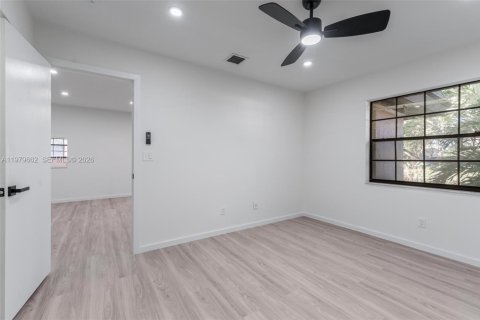 Copropriété à louer à Sunrise, Floride: 2 chambres, 85.93 m2 № 2046331 - photo 16