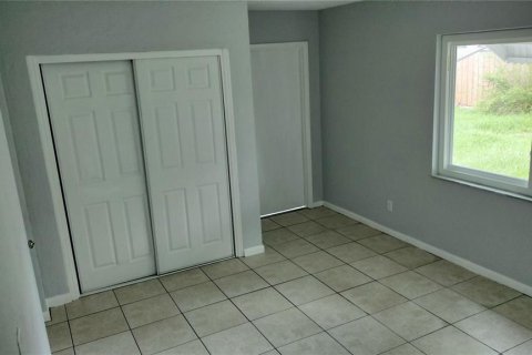 House in Seminole, Florida 3 bedrooms, 108.14 sq.m. № 1835863 - photo 10