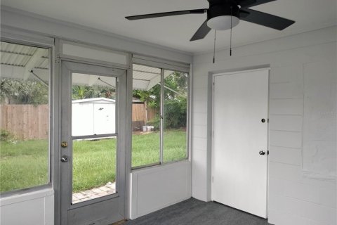 House in Seminole, Florida 3 bedrooms, 108.14 sq.m. № 1835863 - photo 18
