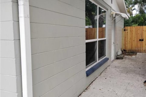 House in Seminole, Florida 3 bedrooms, 108.14 sq.m. № 1835863 - photo 23