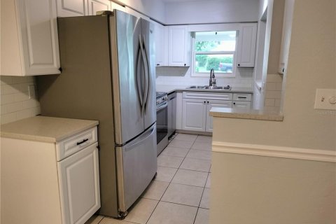 House in Seminole, Florida 3 bedrooms, 108.14 sq.m. № 1835863 - photo 6