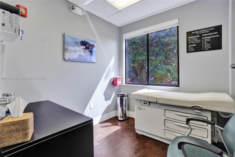 Immobilier commercial à vendre à Miami, Floride № 2007986 - photo 24