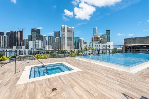 Condo in Miami, Florida, 1 bedroom  № 1861496 - photo 23