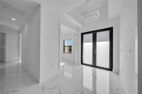 Casa en venta en Lehigh Acres, Florida, 4 dormitorios, 159.7 m2 № 2051566 - foto 11