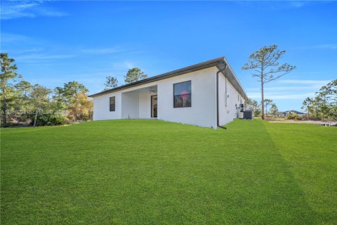 Casa en venta en Lehigh Acres, Florida, 4 dormitorios, 159.7 m2 № 2051566 - foto 8