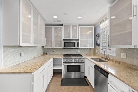Villa ou maison à vendre à Saint Petersburg, Floride: 3 chambres, 106.84 m2 № 2408270 - photo 5