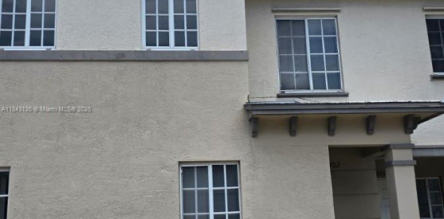 Кондоминиум с 3 спальнями в Ривьера-Бич, Флорида № 1836278