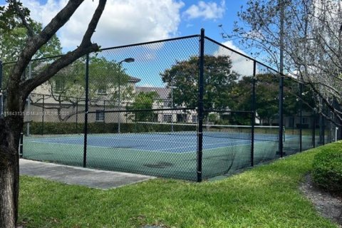 Снять в аренду кондоминиум в Ривьера-Бич, Флорида 3 спальни, 97.45м2, № 1836278 - фото 12