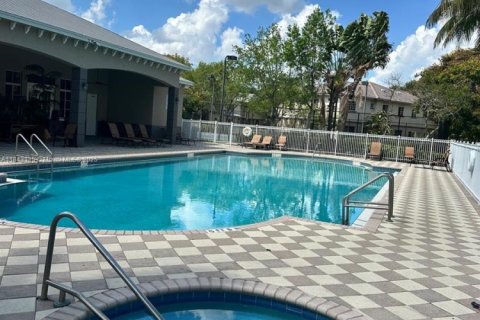 Снять в аренду кондоминиум в Ривьера-Бич, Флорида 3 спальни, 97.45м2, № 1836278 - фото 11