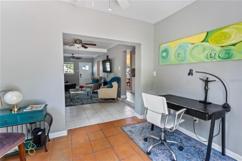 Casa en venta en Tampa, Florida, 2 dormitorios, 124.3 m2 № 1915754 - foto 20