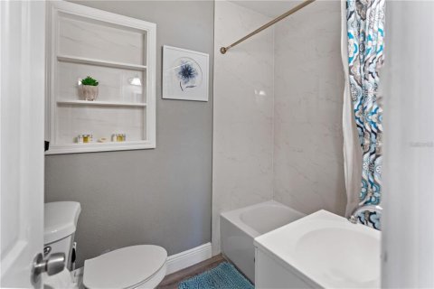Casa en venta en Tampa, Florida, 2 dormitorios, 124.3 m2 № 1915754 - foto 15