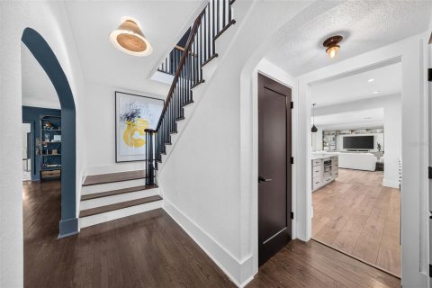 Купить виллу или дом в Орландо, Флорида 9 комнат, 327.48м2, № 2149683 - фото 2