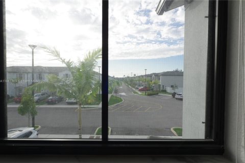 Adosado en venta en Miami Gardens, Florida, 3 dormitorios, 131.83 m2 № 1832246 - foto 22