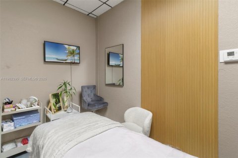 Immobilier commercial à vendre à Fort Lauderdale, Floride № 2080930 - photo 26
