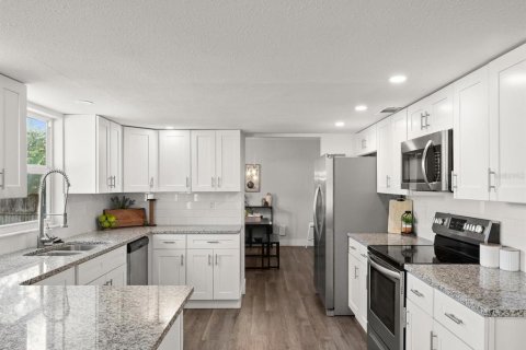 Casa en venta en South Daytona, Florida, 4 dormitorios, 184.04 m2 № 1797419 - foto 14