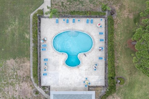 Villa ou maison à vendre à Seminole, Floride: 2 chambres, 144 m2 № 2434489 - photo 10