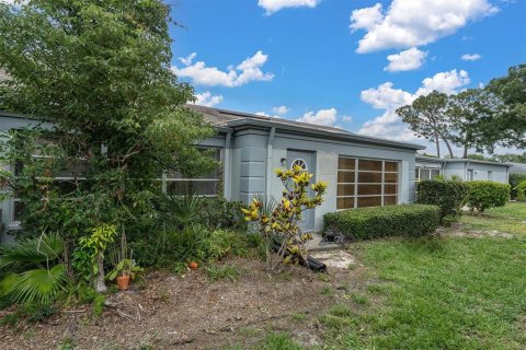 Villa ou maison à vendre à Seminole, Floride: 2 chambres, 144 m2 № 2434489 - photo 24