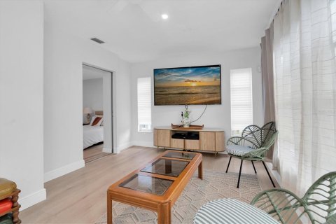 Villa ou maison à vendre à Seminole, Floride: 2 chambres, 144 m2 № 2434489 - photo 17
