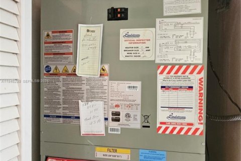 Copropriété à vendre à Tamarac, Floride: 1 chambre, 63.17 m2 № 1998141 - photo 6