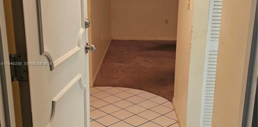 Condo à Tamarac, Floride, 1 chambre № 1998141