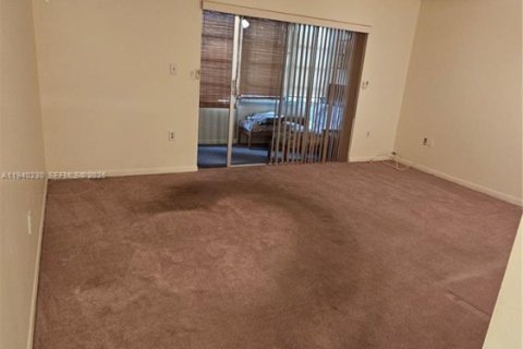 Copropriété à vendre à Tamarac, Floride: 1 chambre, 63.17 m2 № 1998141 - photo 9