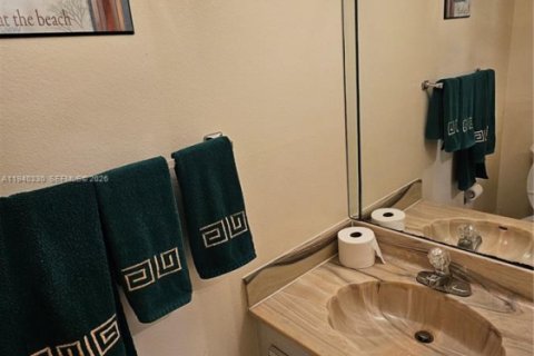 Copropriété à vendre à Tamarac, Floride: 1 chambre, 63.17 m2 № 1998141 - photo 21