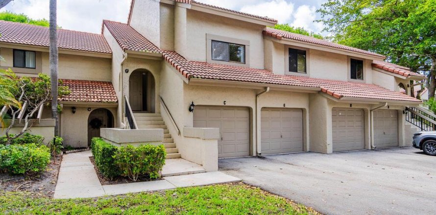 Condo in Boca Raton, Florida, 2 bedrooms № 2187478