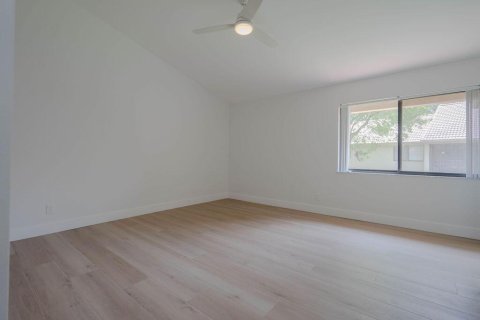 Condo in Boca Raton, Florida, 2 bedrooms № 2187478 - photo 13