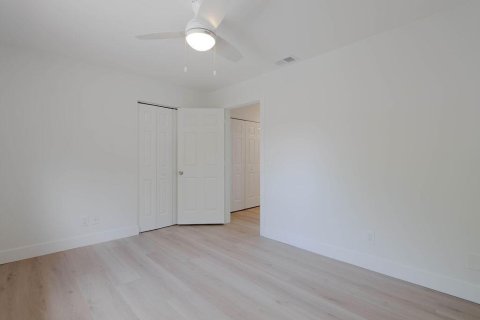 Condo in Boca Raton, Florida, 2 bedrooms № 2187478 - photo 19