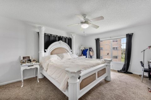 Condo in Atlantis, Florida, 2 bedrooms  № 2177084 - photo 13