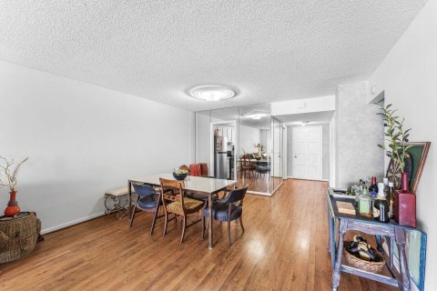 Condo in Atlantis, Florida, 2 bedrooms  № 2177084 - photo 4
