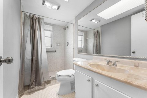Condo in Atlantis, Florida, 2 bedrooms  № 2177084 - photo 15