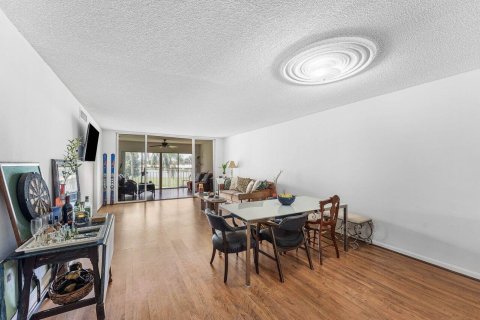 Condo in Atlantis, Florida, 2 bedrooms  № 2177084 - photo 10