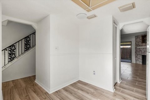 Condo in Daytona Beach, Florida, 2 bedrooms № 2238886 - photo 4