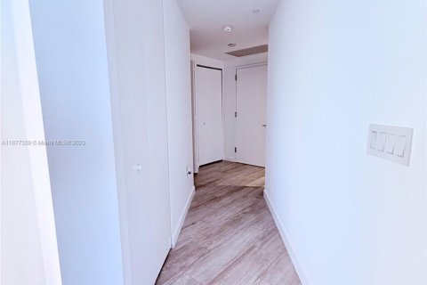 Снять в аренду кондоминиум в Майами, Флорида 3 спальни, 114.64м2, № 2018199 - фото 13